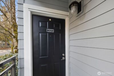 10014 NE 127th Place #A201, Kirkland, WA 98034 - Photo 2