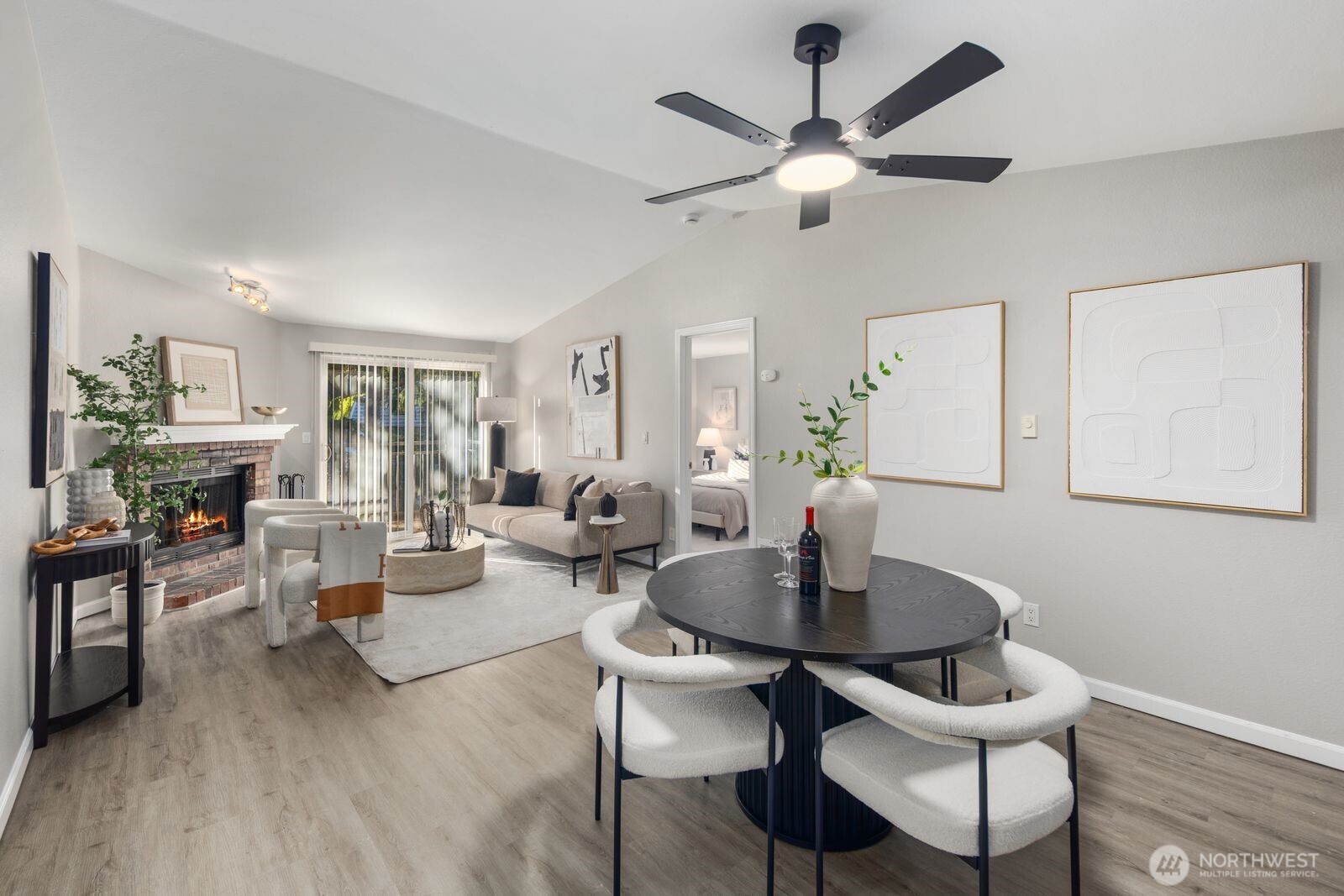 10014 NE 127th Place #A201, Kirkland, WA 98034