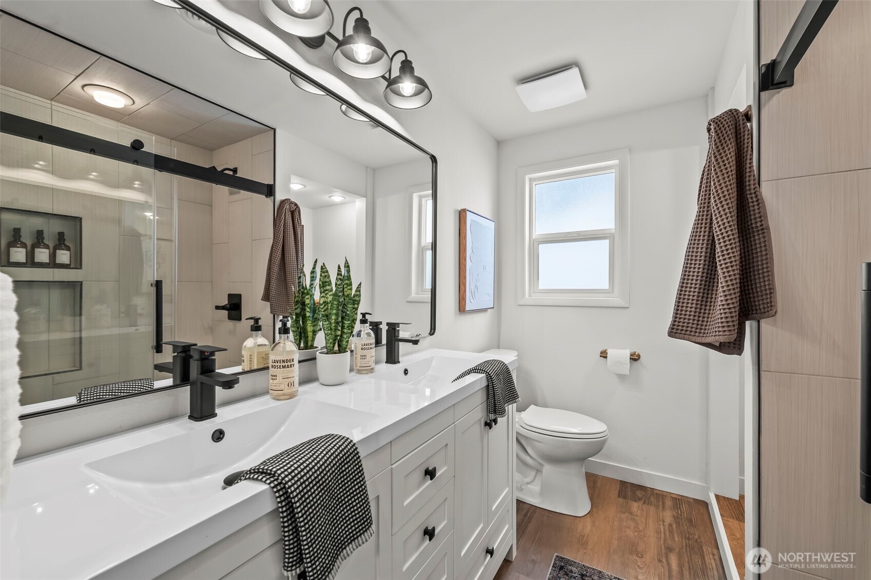 9024 Prentice Avenue , Gig Harbor, WA 98332