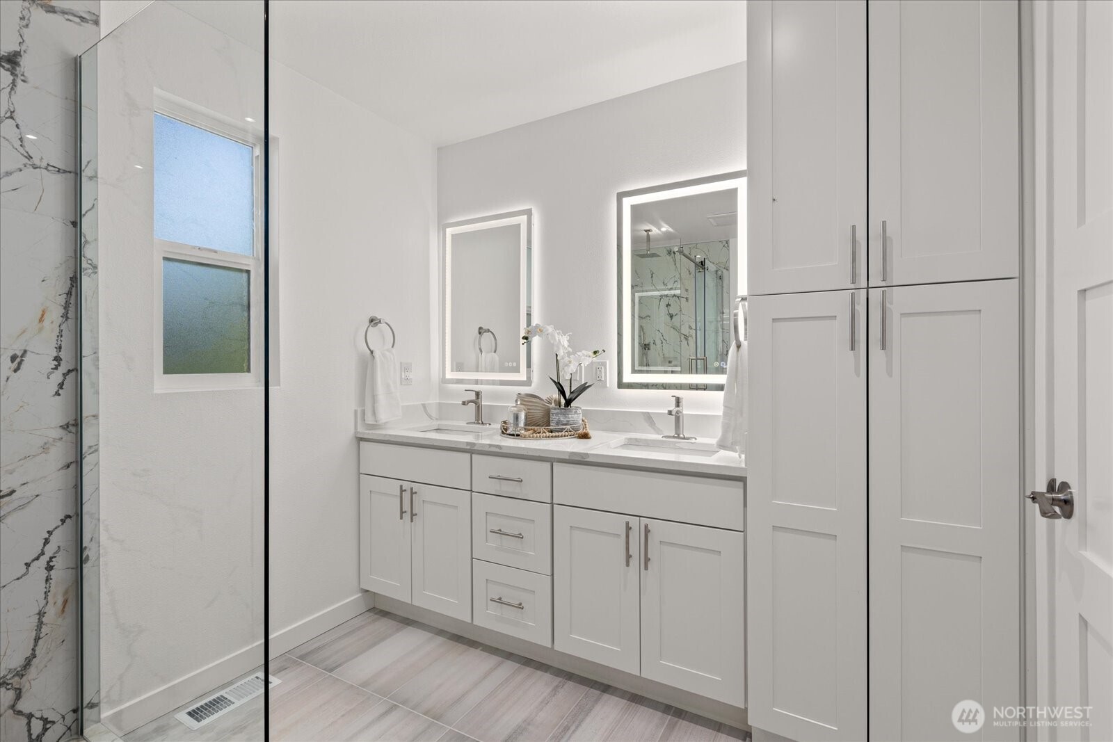 1825 112th Avenue NE, Bellevue, WA 98004