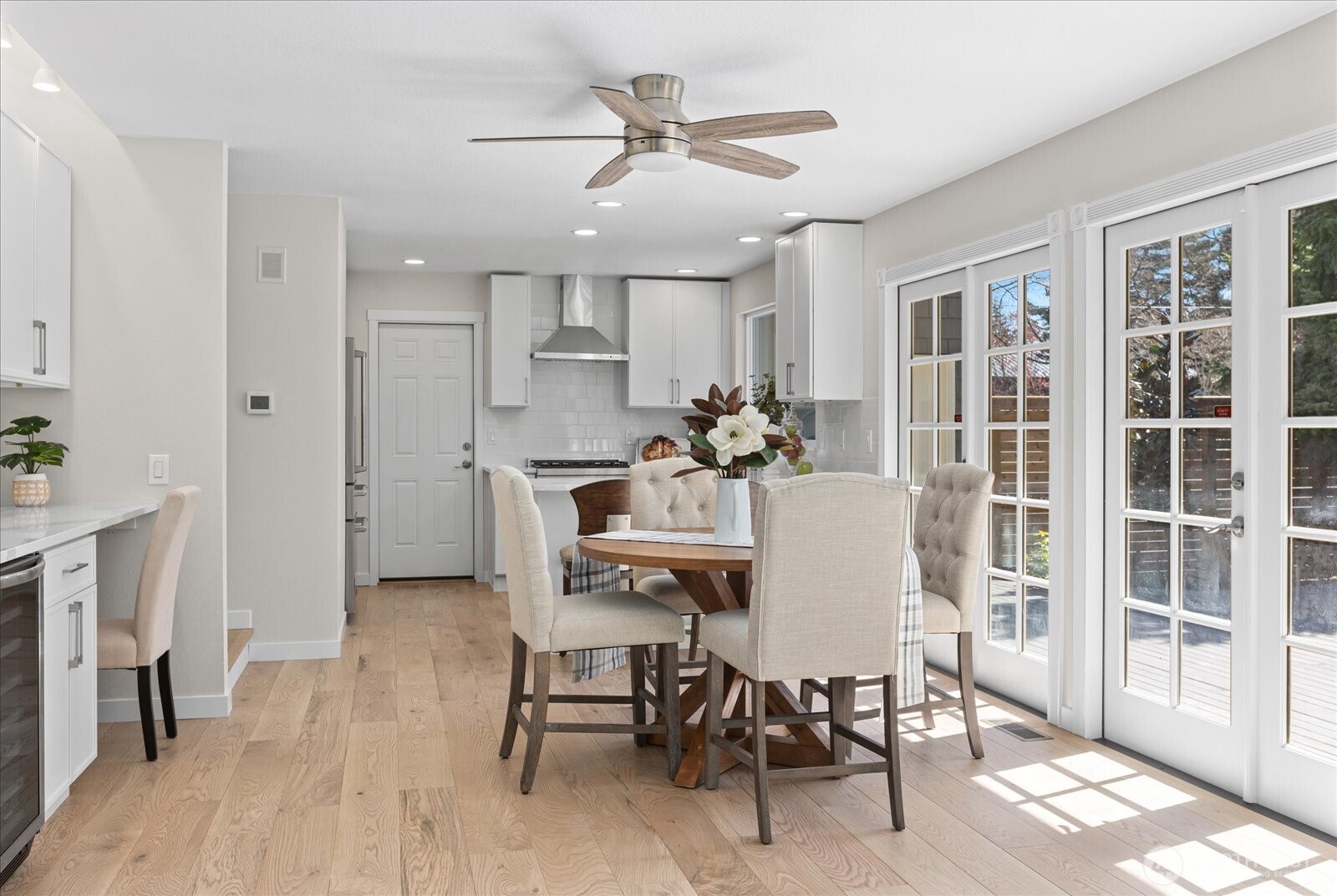 1825 112th Avenue NE, Bellevue, WA 98004