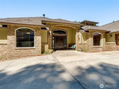 625 Nectarine Drive , Kalama, WA 98625 - Photo 2