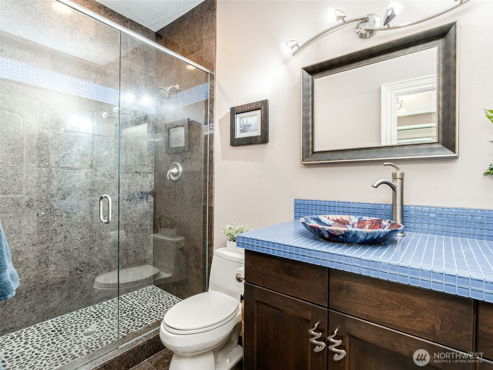 625 Nectarine Drive , Kalama, WA 98625