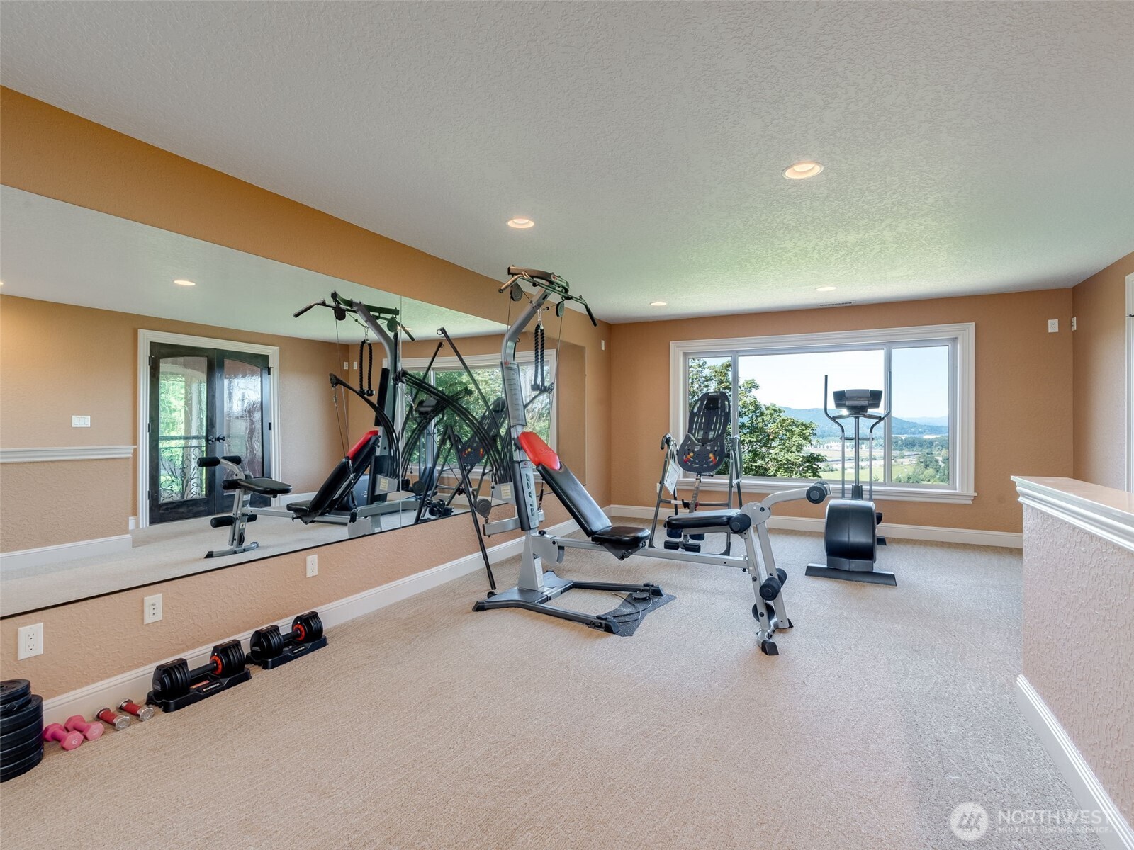 625 Nectarine Drive , Kalama, WA 98625