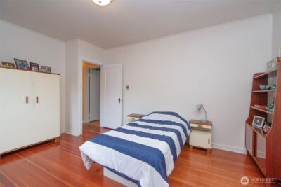 216 E 10TH Street , Port Angeles, WA 98362 - Photo 16