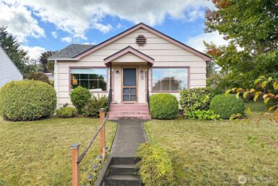 216 E 10TH Street , Port Angeles, WA 98362 - Photo 2