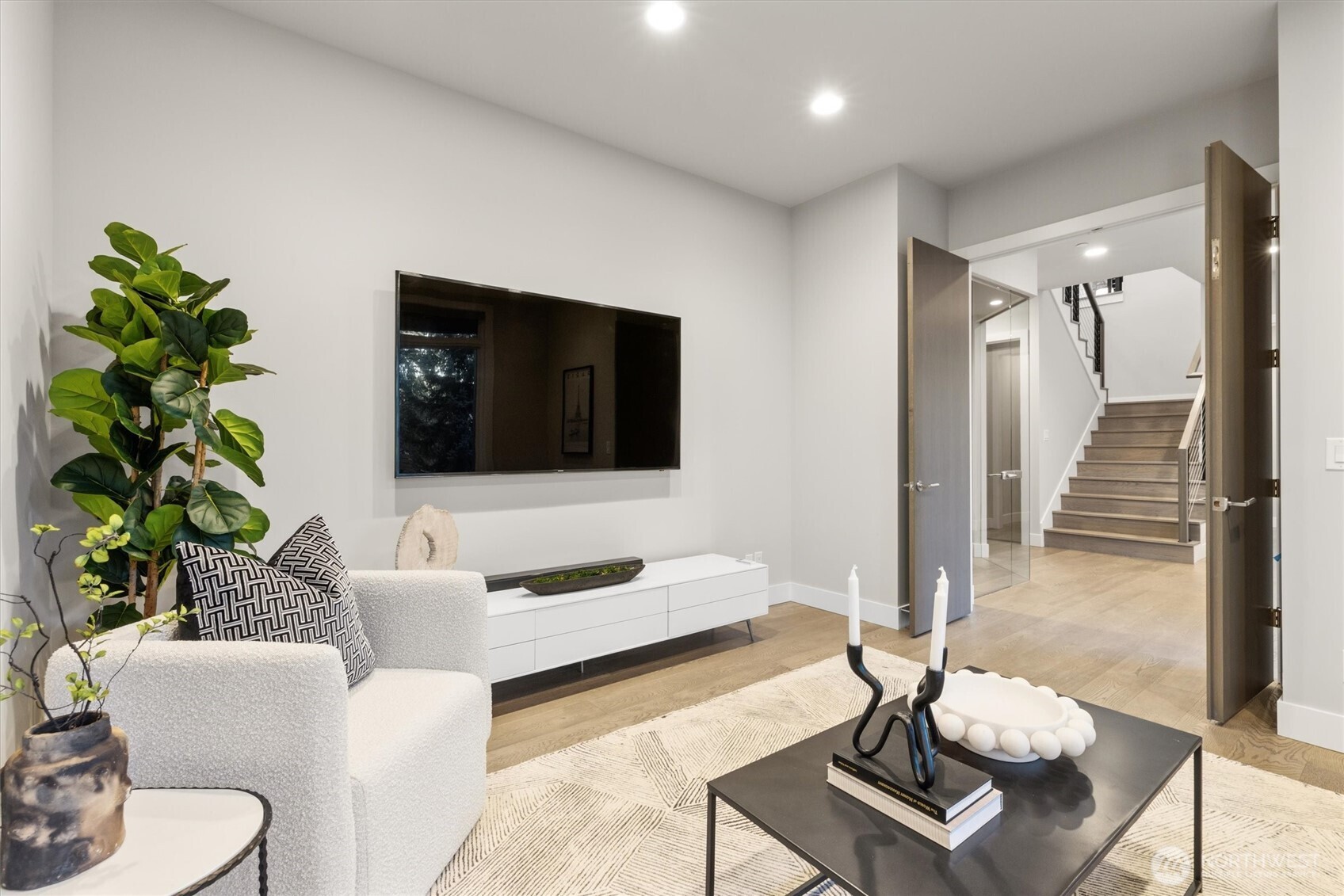 18858 NE 49th Place , Sammamish, WA 98074