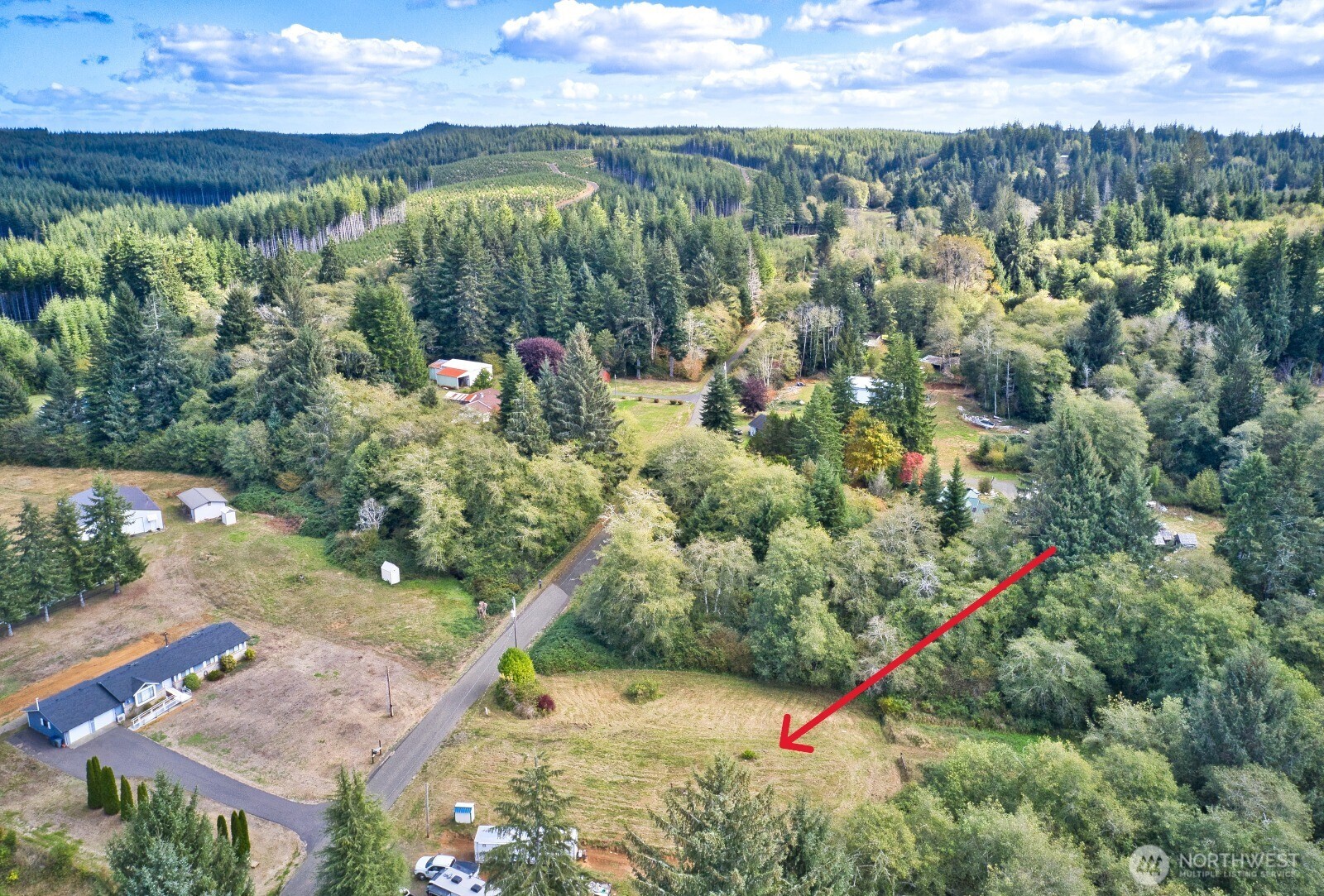 71 Chenois Valley Road , Hoquiam, WA 98550