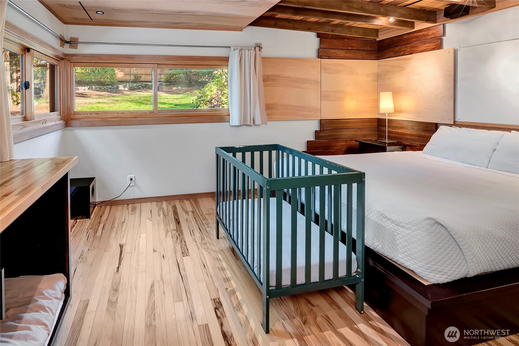 24123 7th Avenue W, Bothell, WA 98021