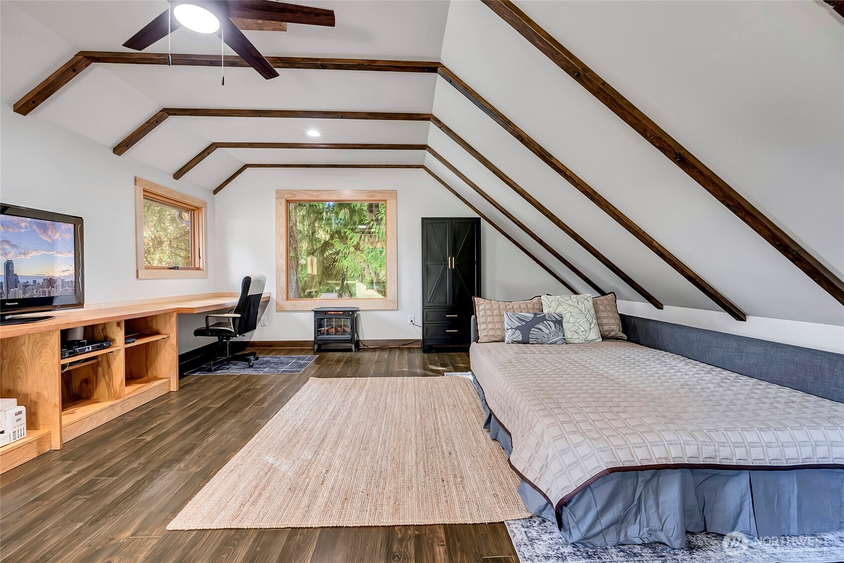 24123 7th Avenue W, Bothell, WA 98021