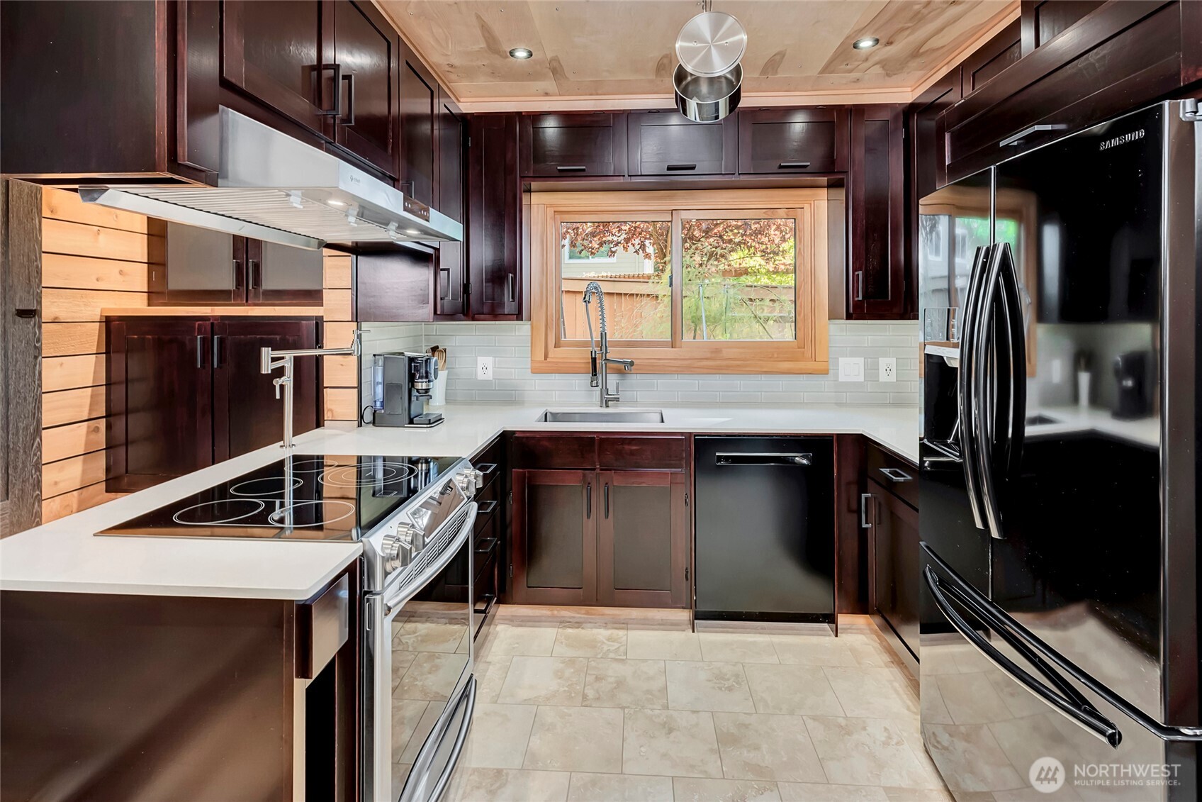 24123 7th Avenue W, Bothell, WA 98021