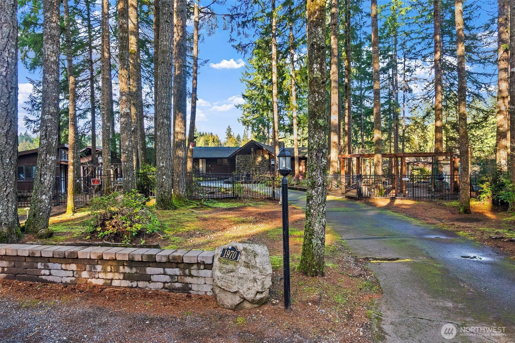 1970 Cambridge Lane SW, Olympia, WA 98512