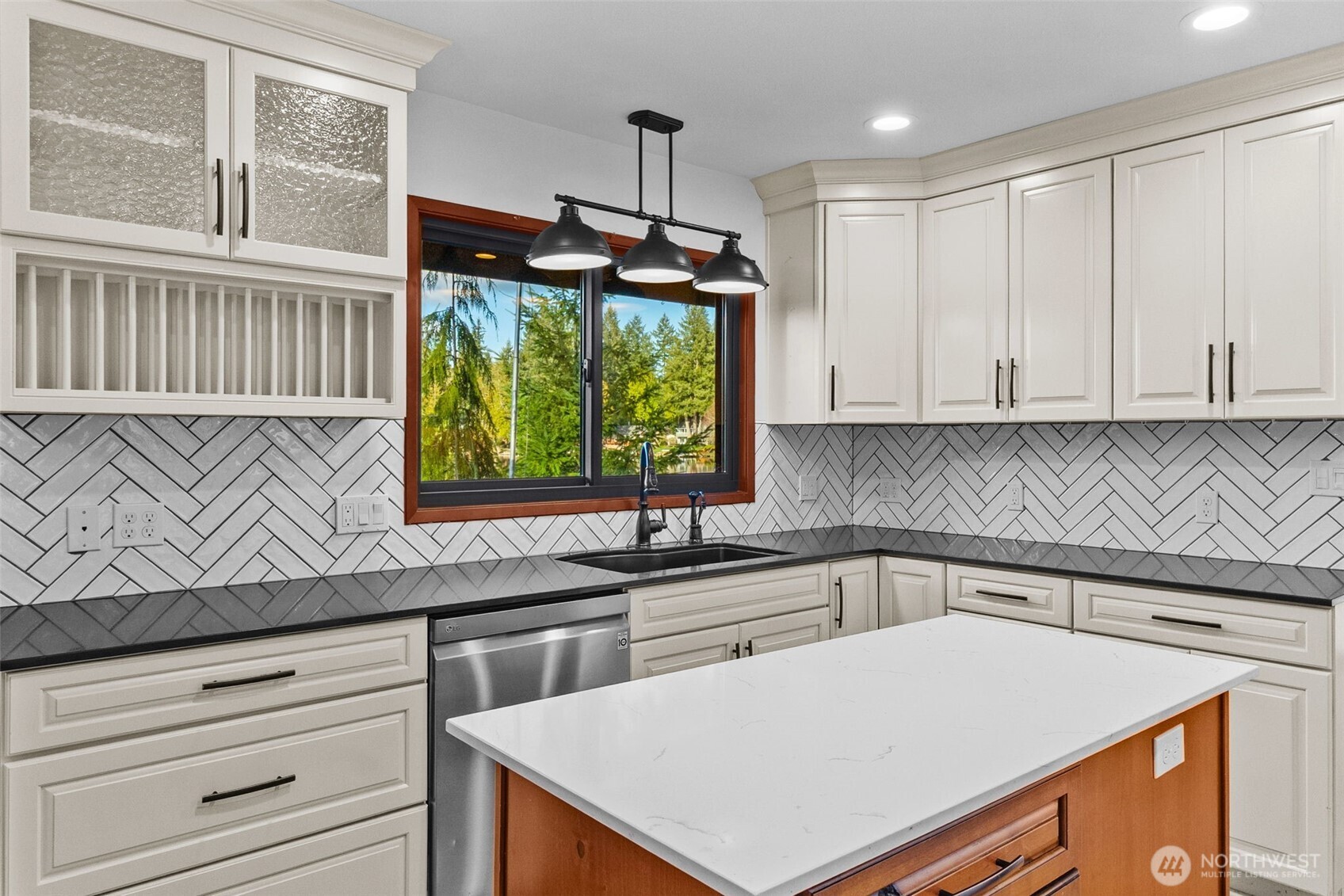 1970 Cambridge Lane SW, Olympia, WA 98512