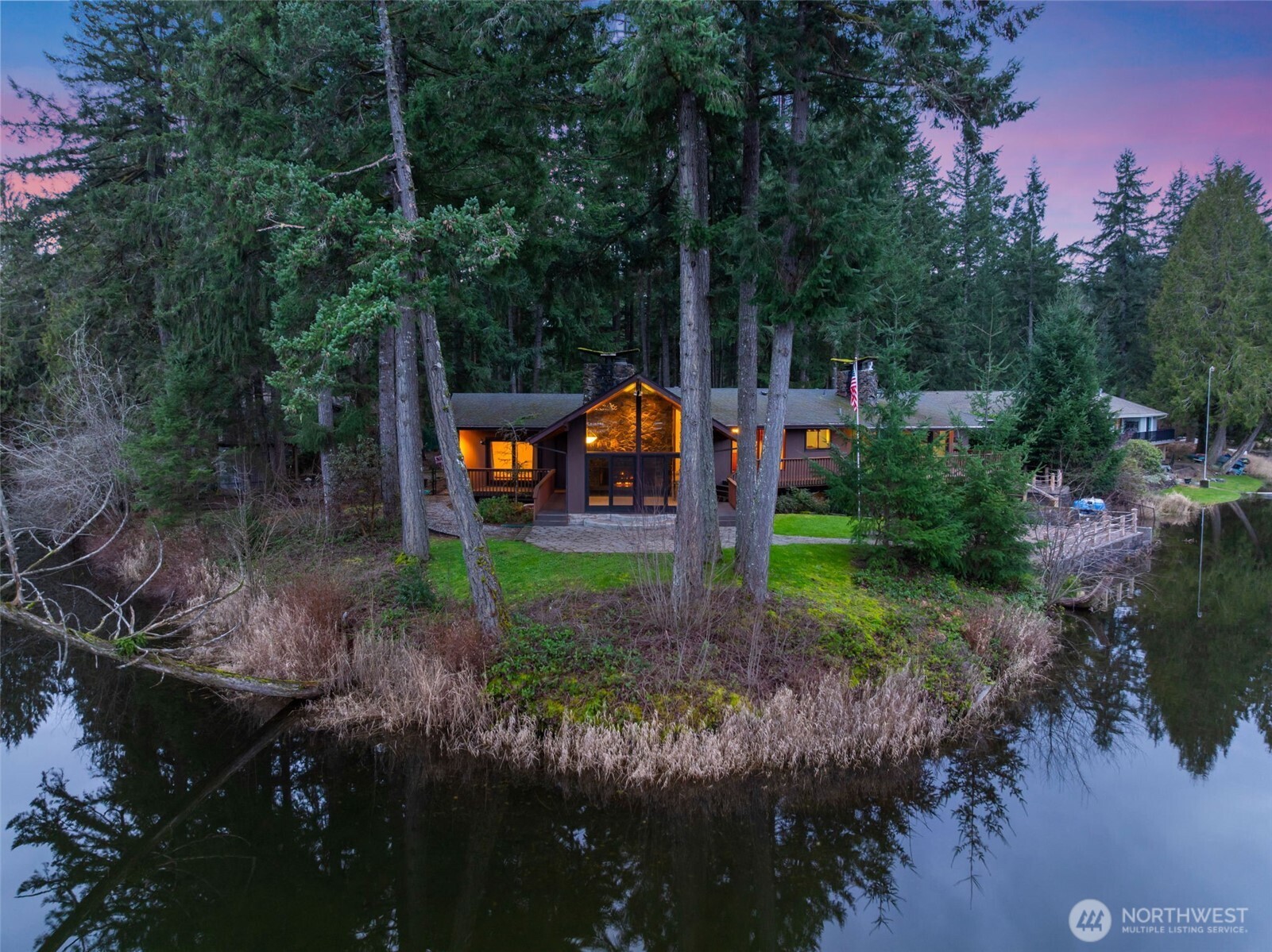 1970 Cambridge Lane SW, Olympia, WA 98512