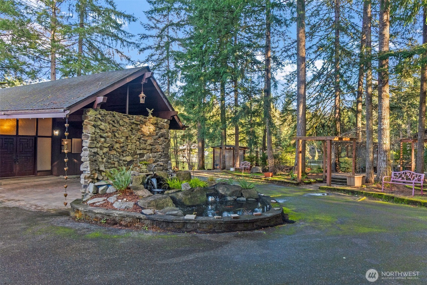 1970 Cambridge Lane SW, Olympia, WA 98512