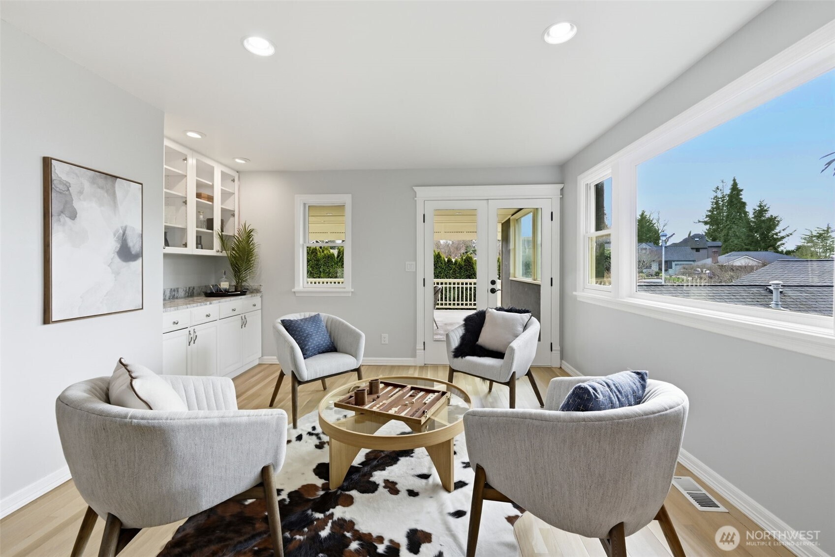 3505 43rd Avenue W, Seattle, WA 98199