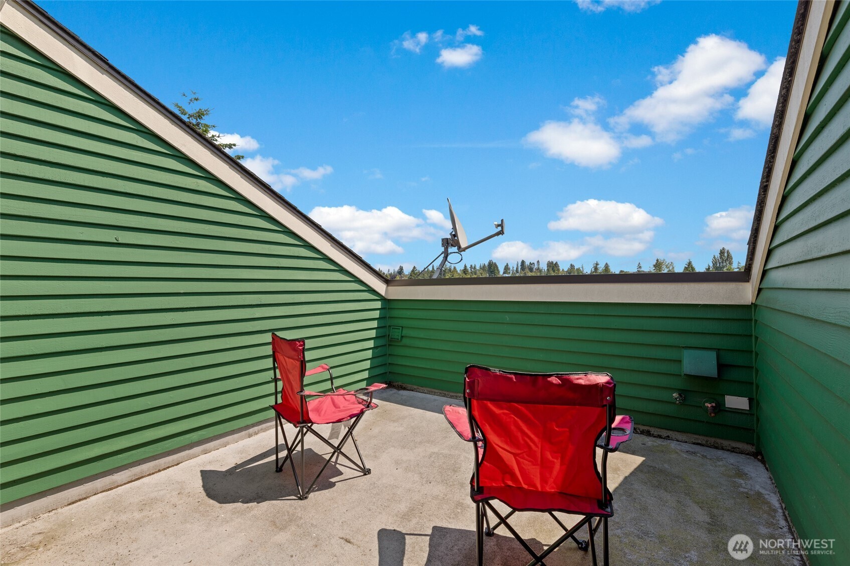 6222 37th Avenue NE, Seattle, WA 98115