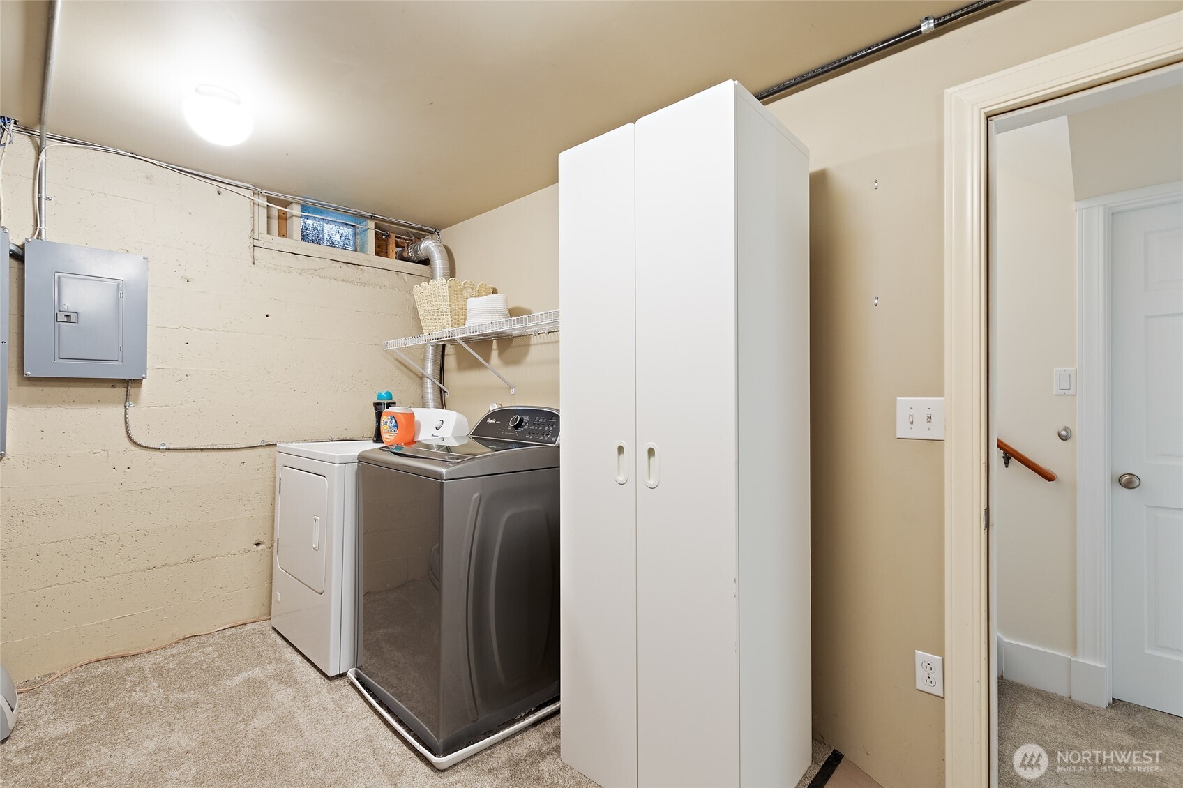 6222 37th Avenue NE, Seattle, WA 98115