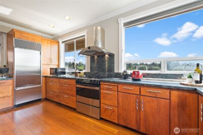 6222 37th Avenue NE, Seattle, WA 98115 - Photo 5