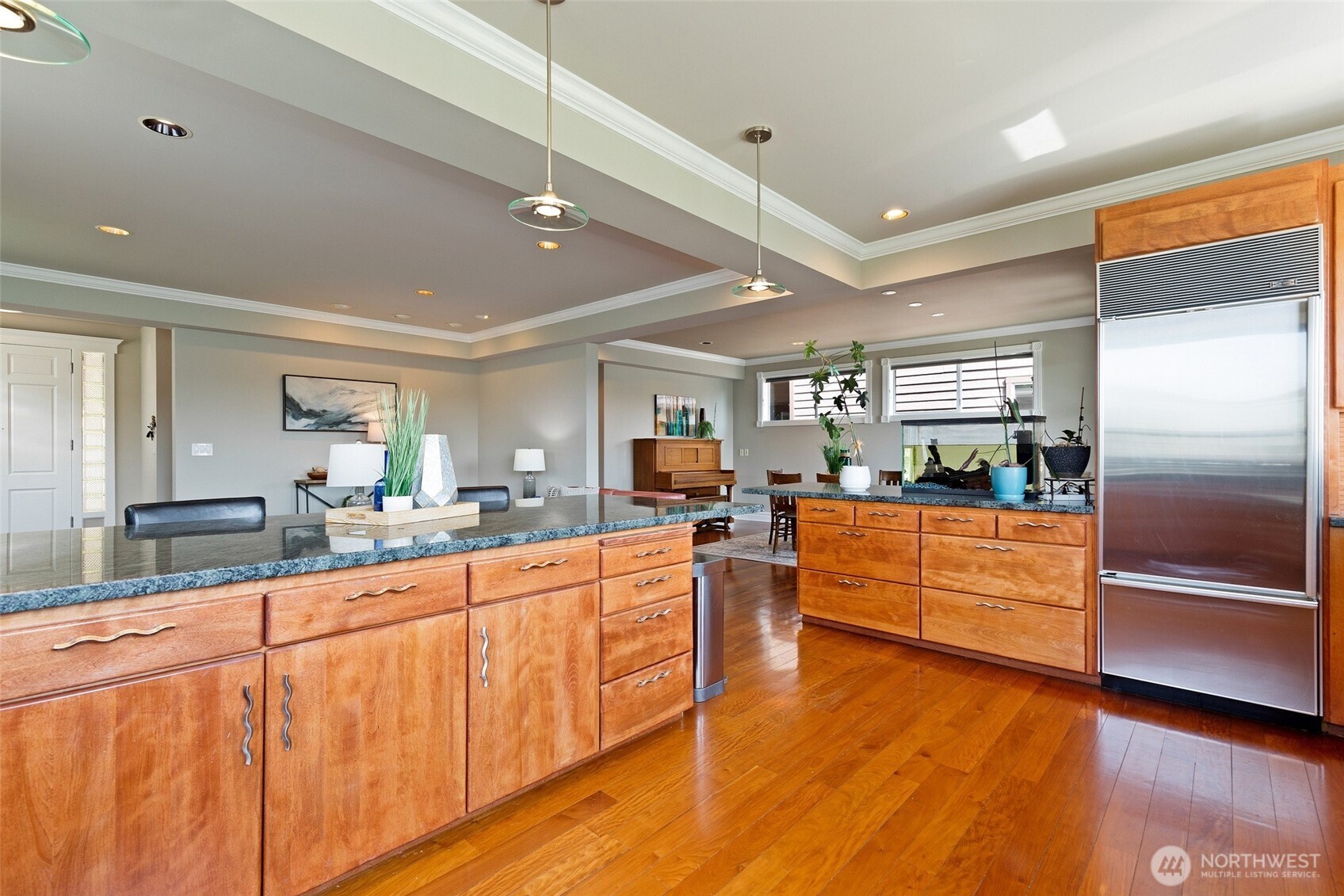 6222 37th Avenue NE, Seattle, WA 98115