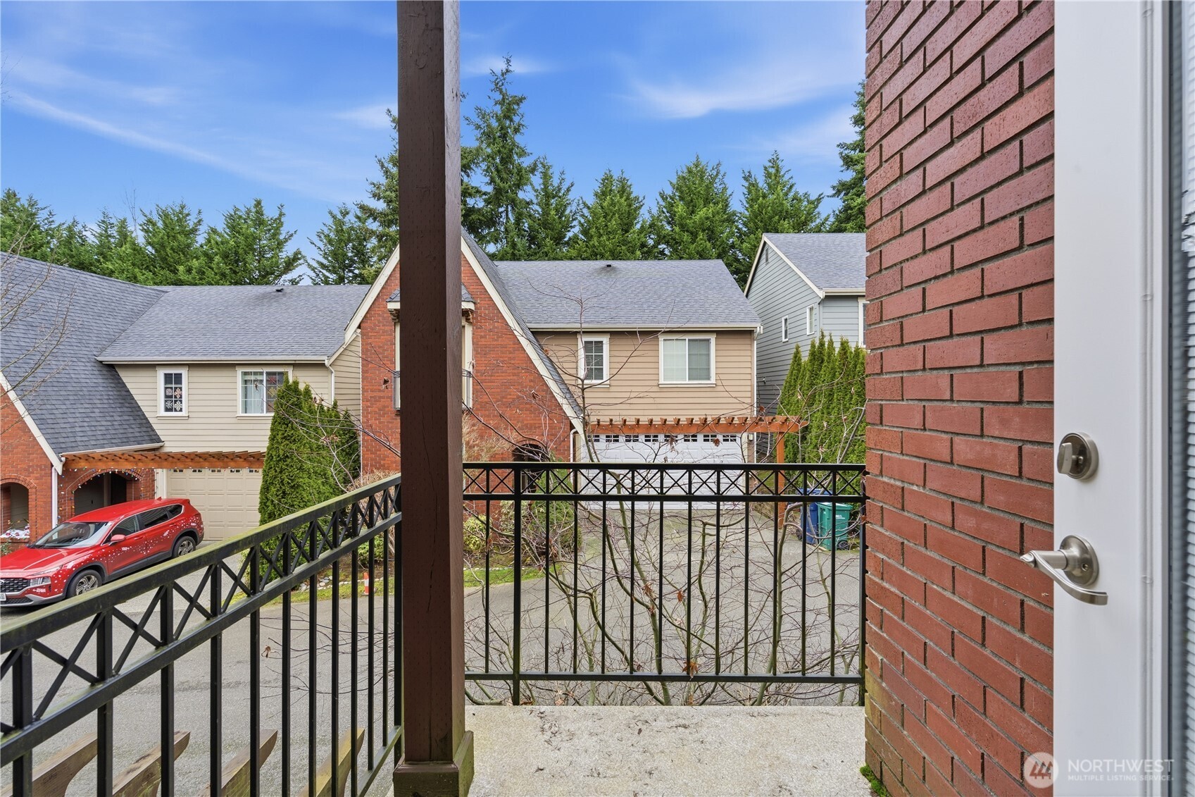 12325 NE 86th Way , Kirkland, WA 98033