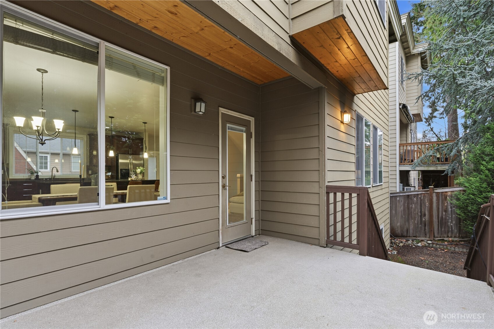 12325 NE 86th Way , Kirkland, WA 98033