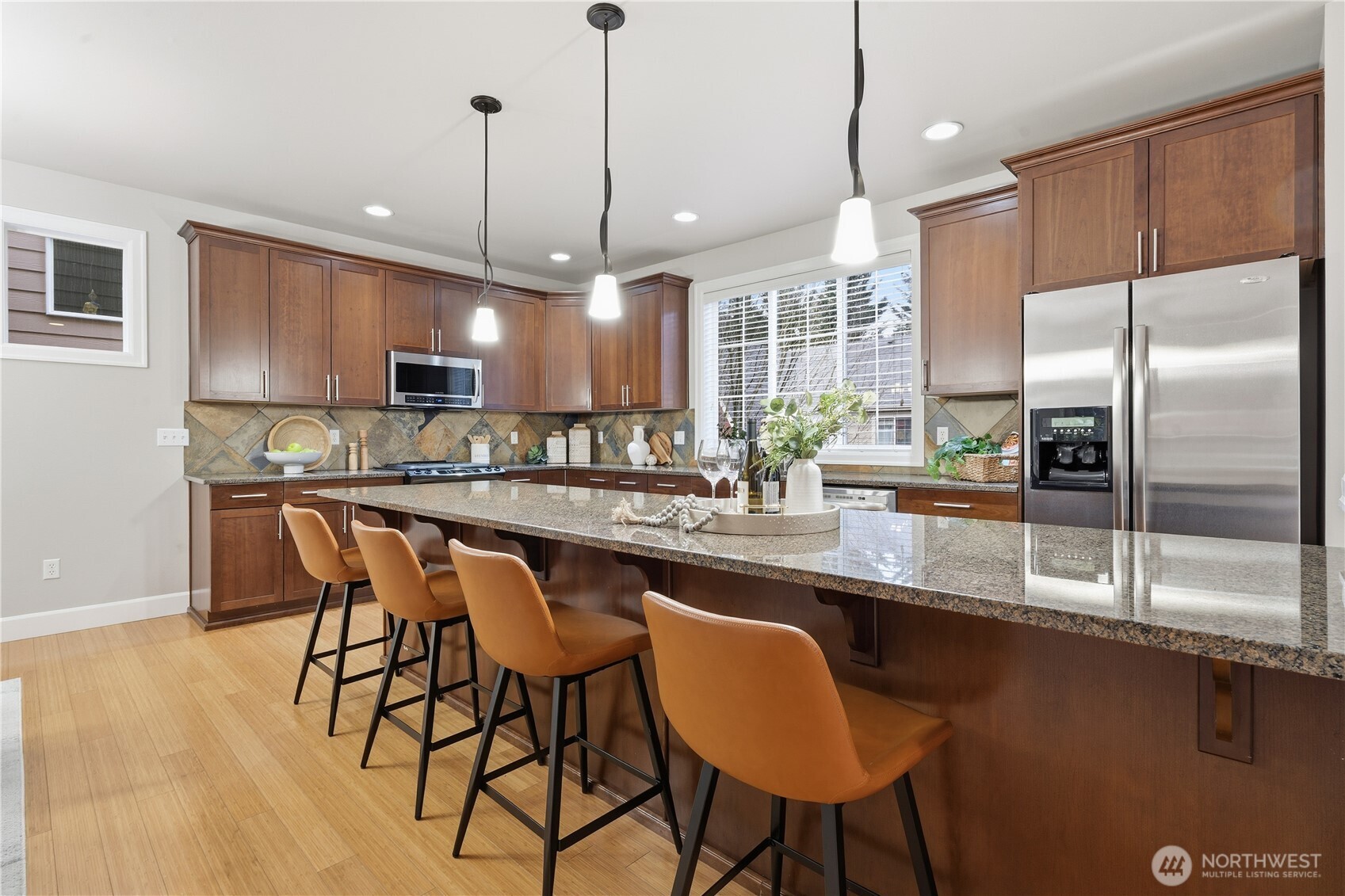 12325 NE 86th Way , Kirkland, WA 98033