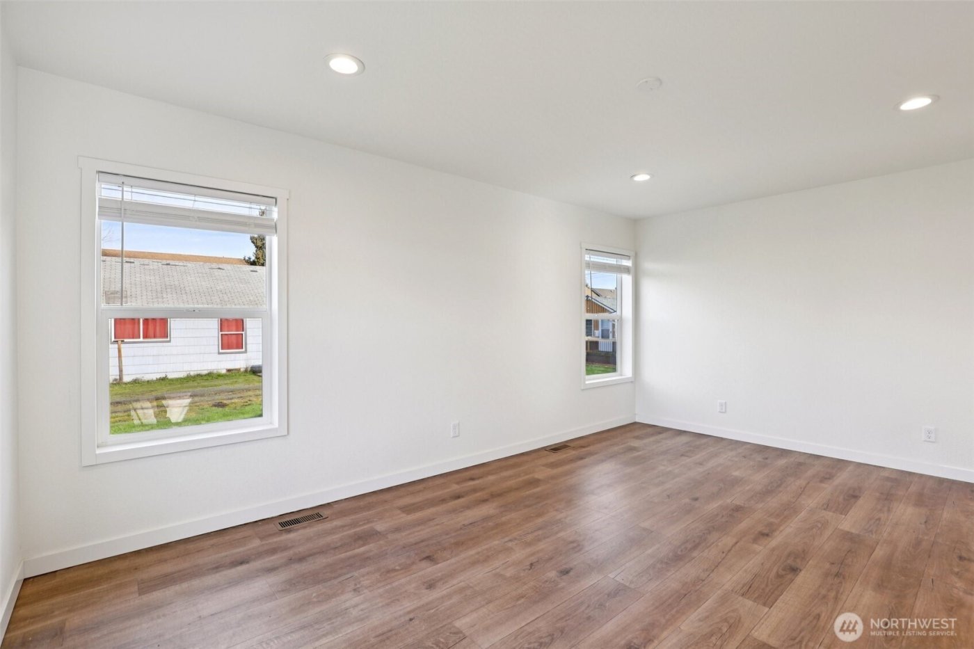 332 23rd Avenue , Longview, WA 98632