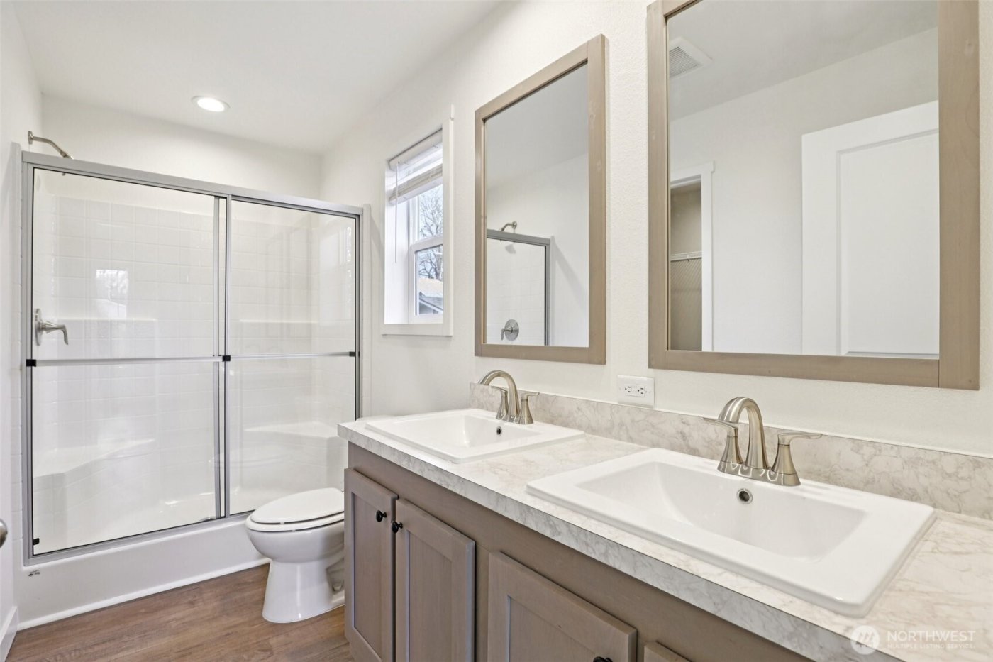 332 23rd Avenue , Longview, WA 98632