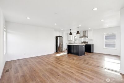 332 23rd Avenue , Longview, WA 98632 - Photo 5