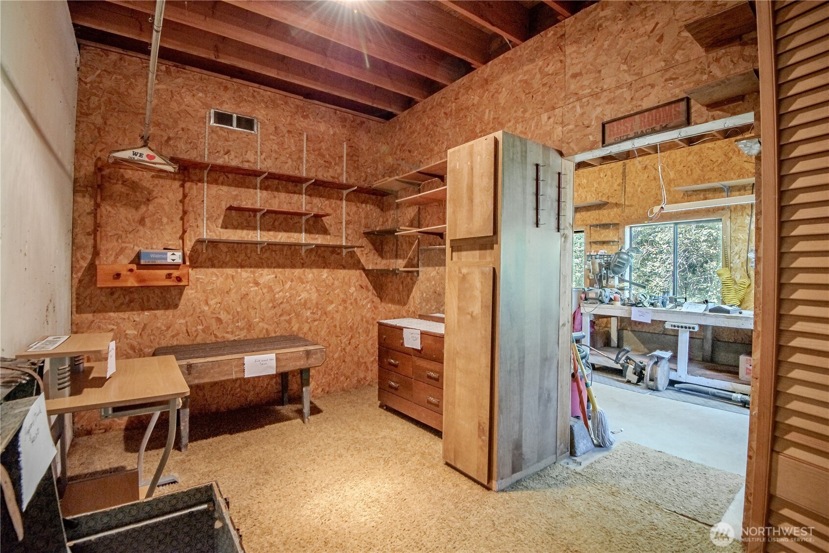 140 N Spindrift Drive , Lilliwaup, WA 98555