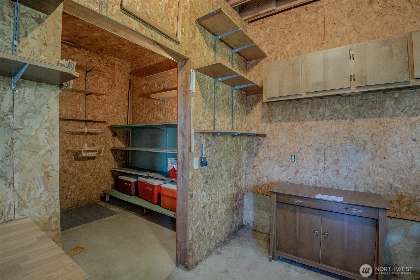 140 N Spindrift Drive , Lilliwaup, WA 98555