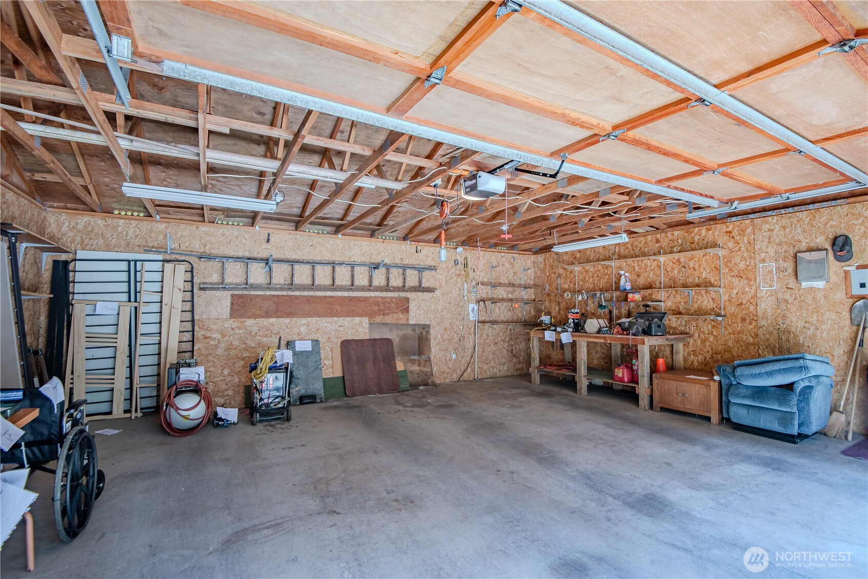 140 N Spindrift Drive , Lilliwaup, WA 98555