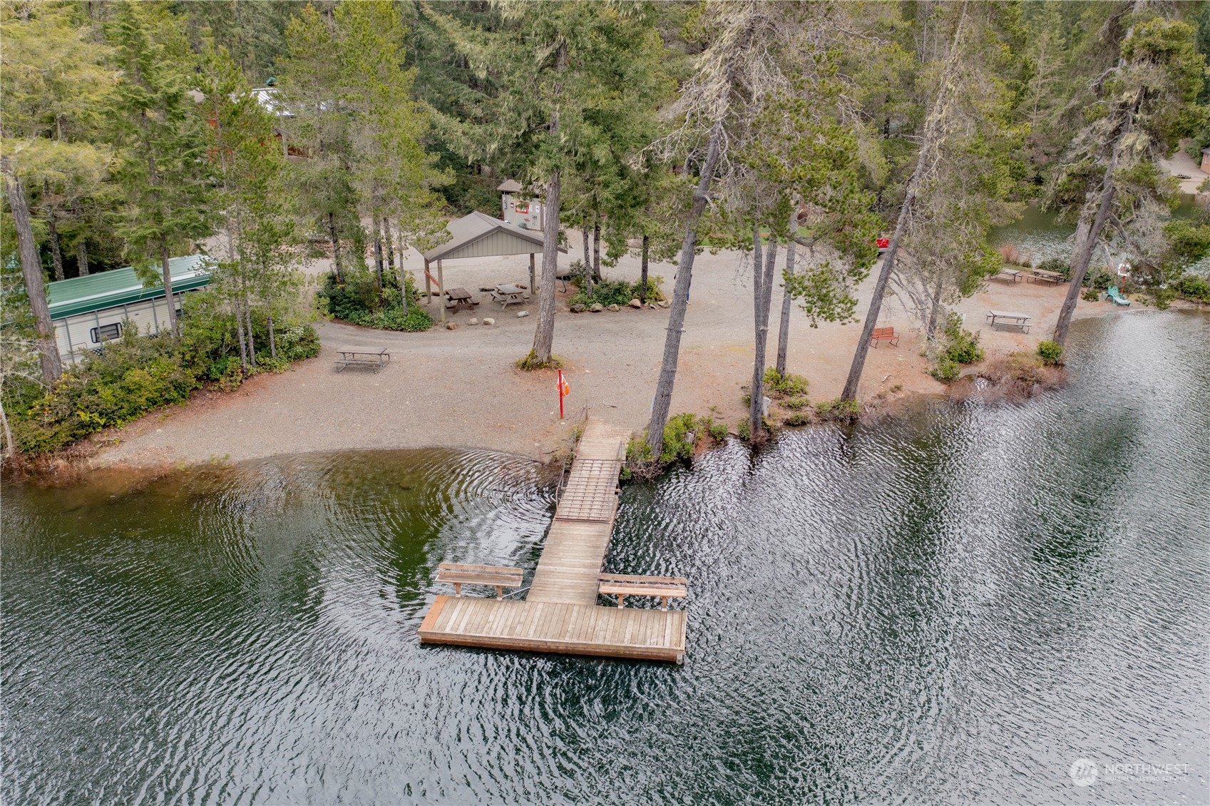 140 N Spindrift Drive , Lilliwaup, WA 98555