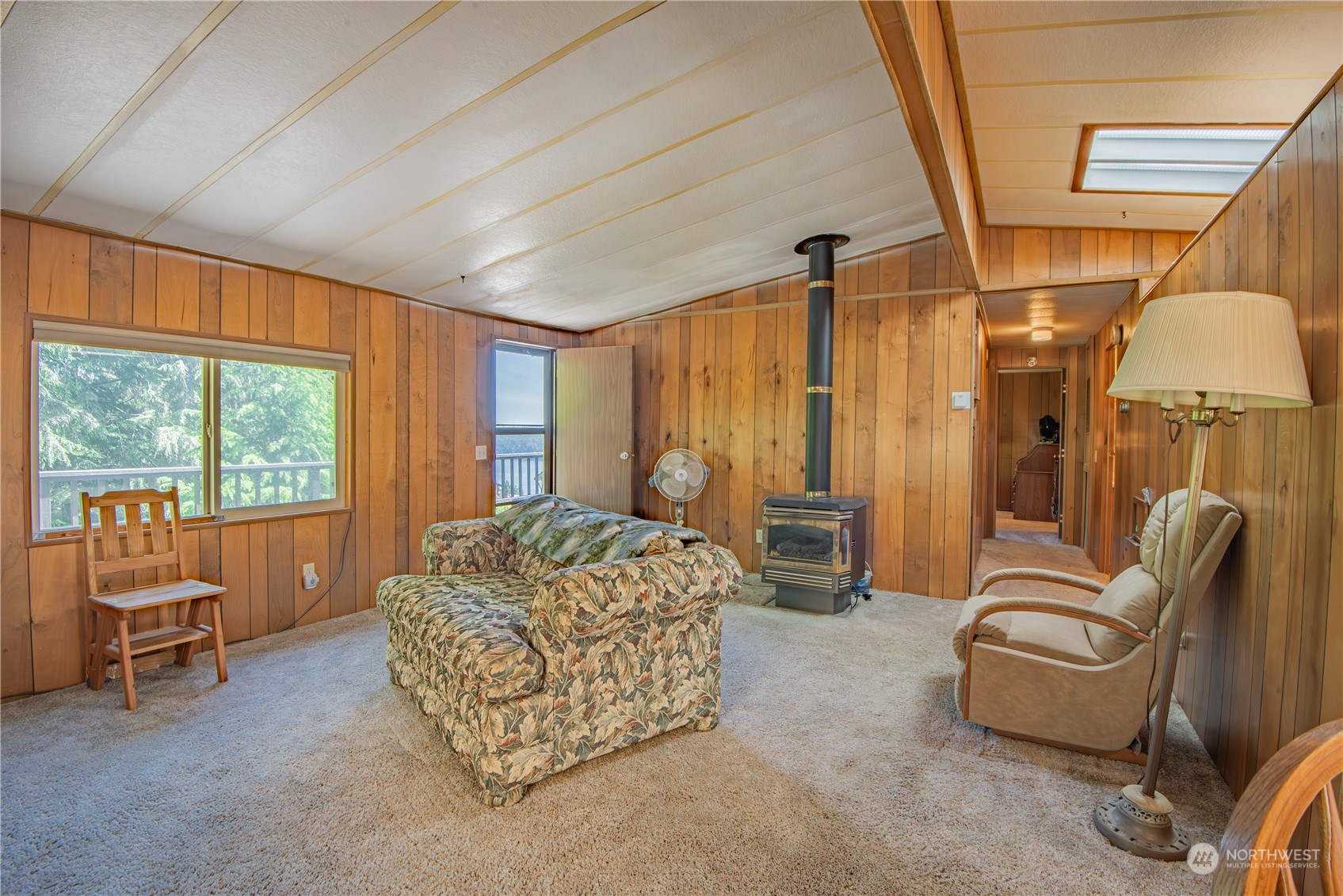 140 N Spindrift Drive , Lilliwaup, WA 98555