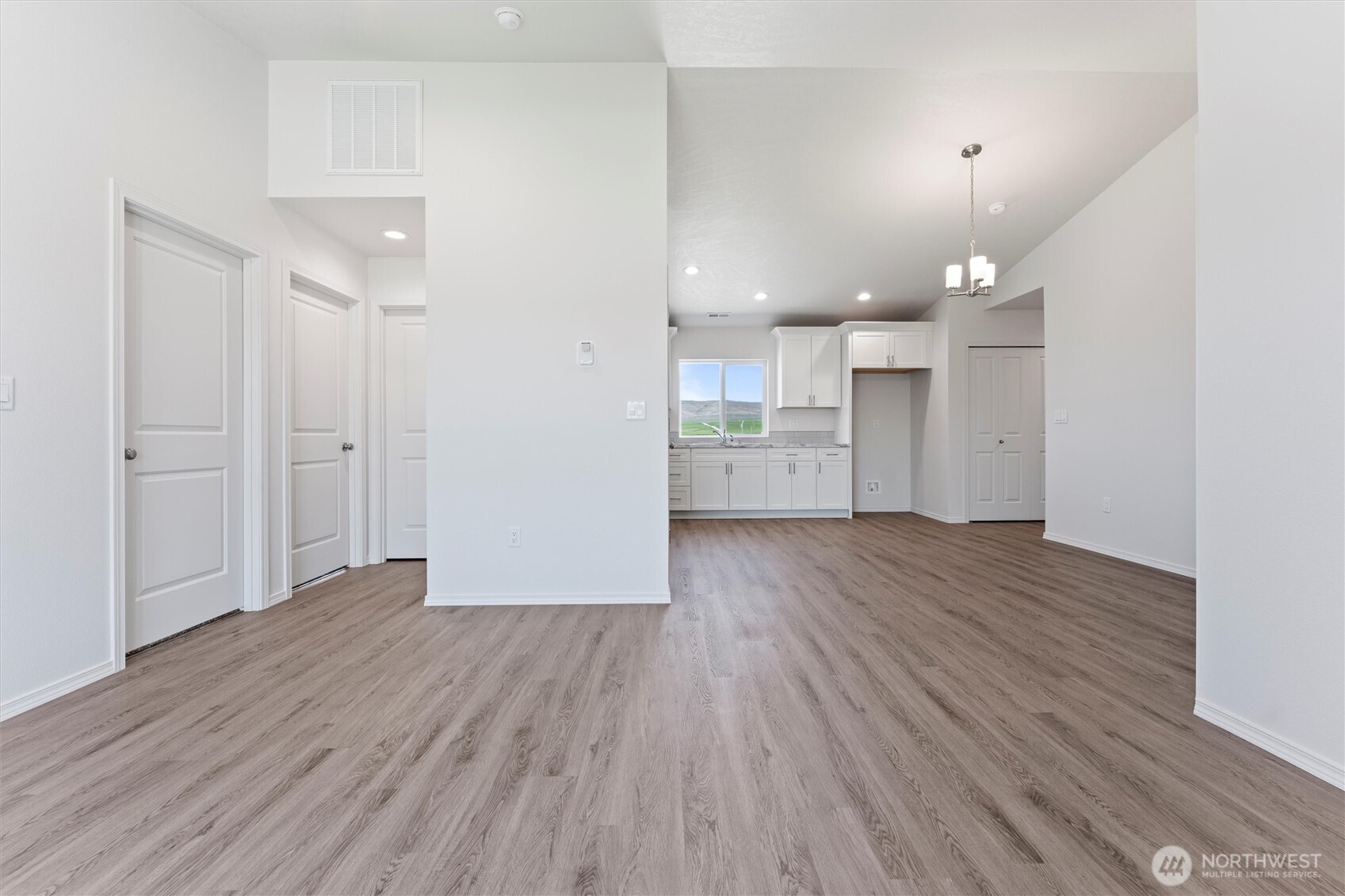 206 Cherry Street , Mattawa, WA 99349