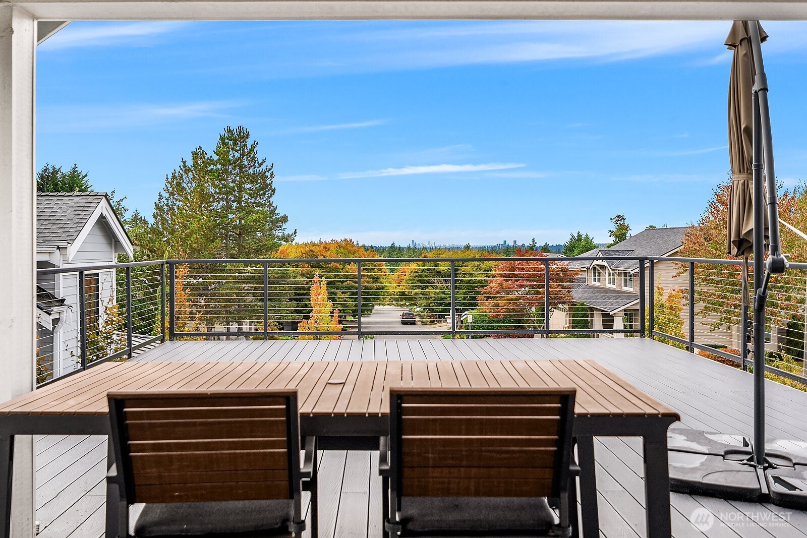 22773 SE 14th Court #10, Sammamish, WA 98075