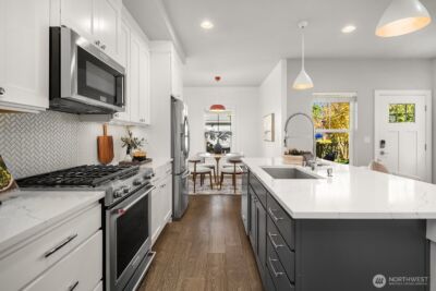 22773 SE 14th Court #10, Sammamish, WA 98075 - Photo 10