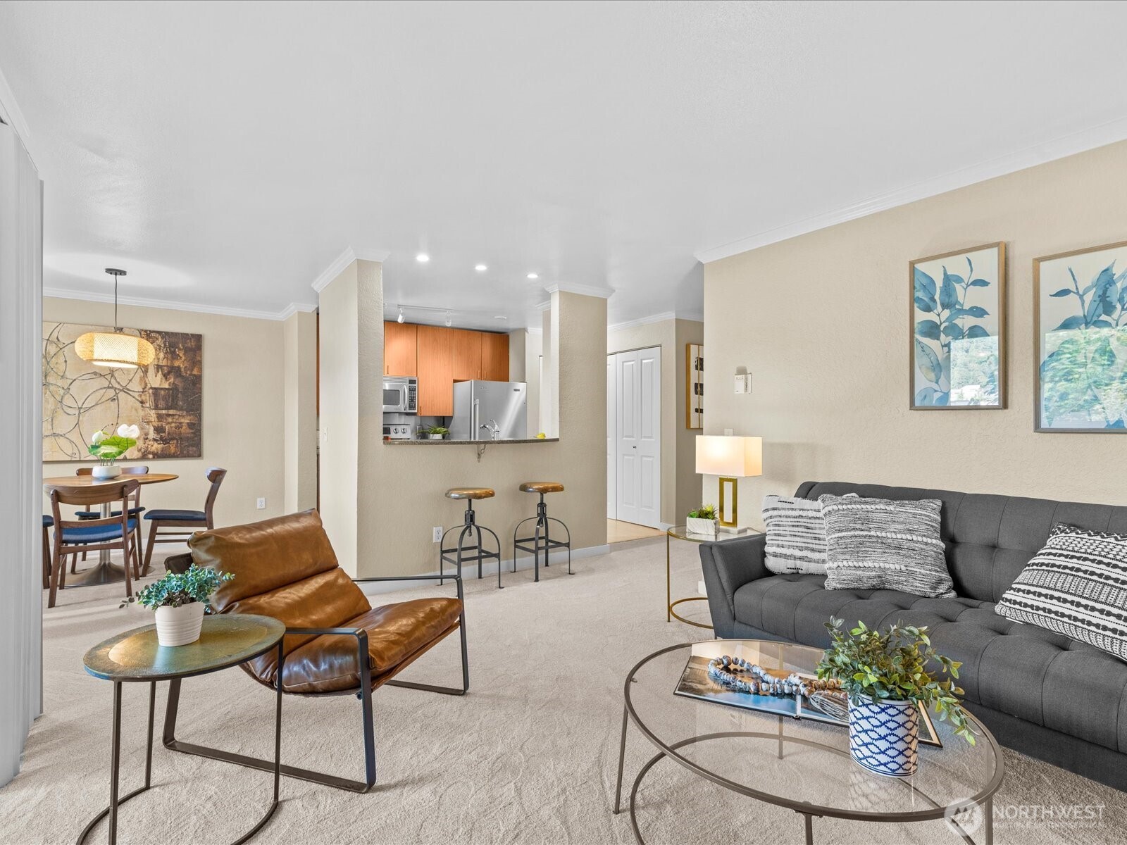 11807 100th Avenue NE #B101, Kirkland, WA 98034