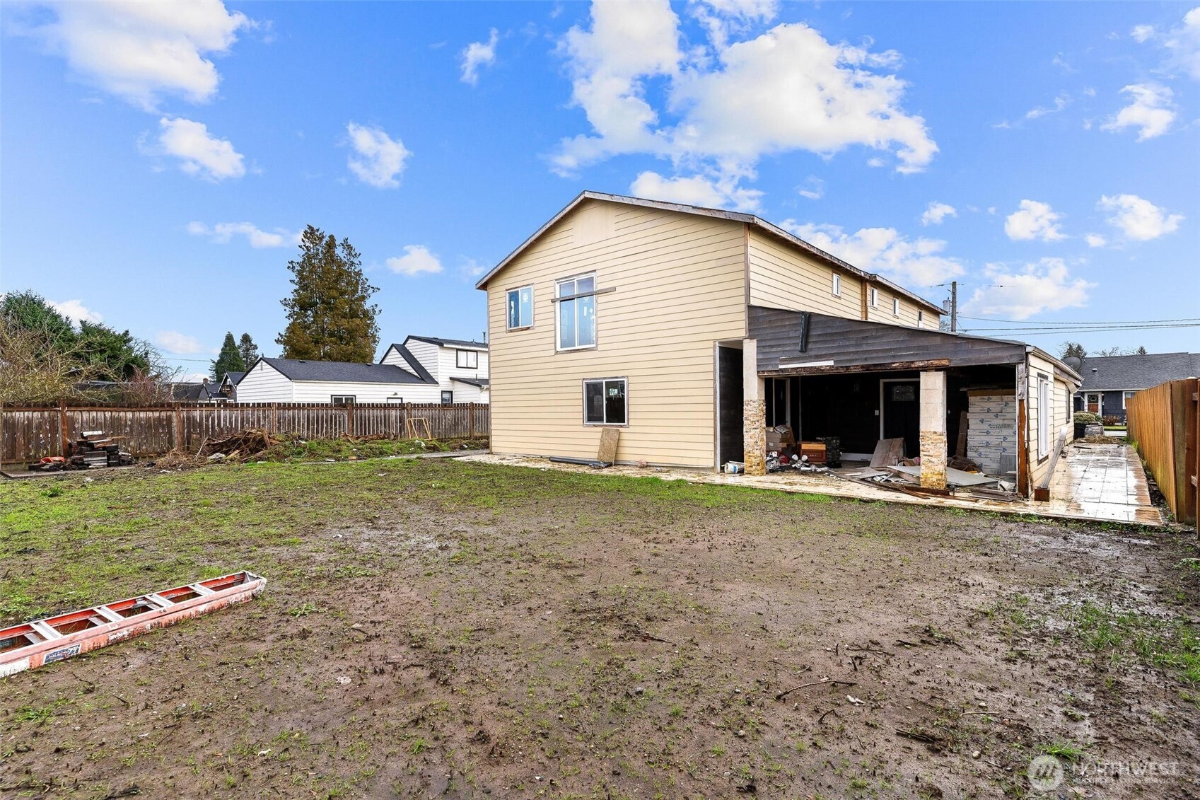 1009 5th Avenue SW, Puyallup, WA 98371