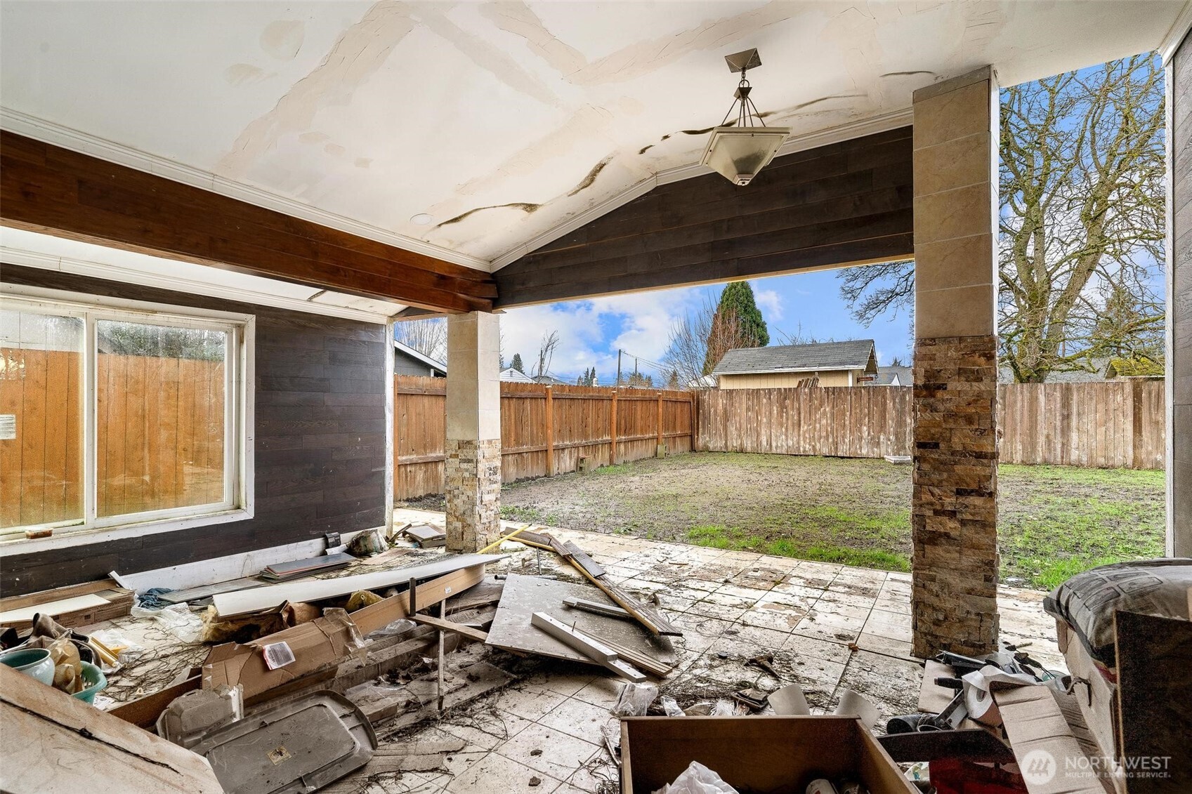 1009 5th Avenue SW, Puyallup, WA 98371