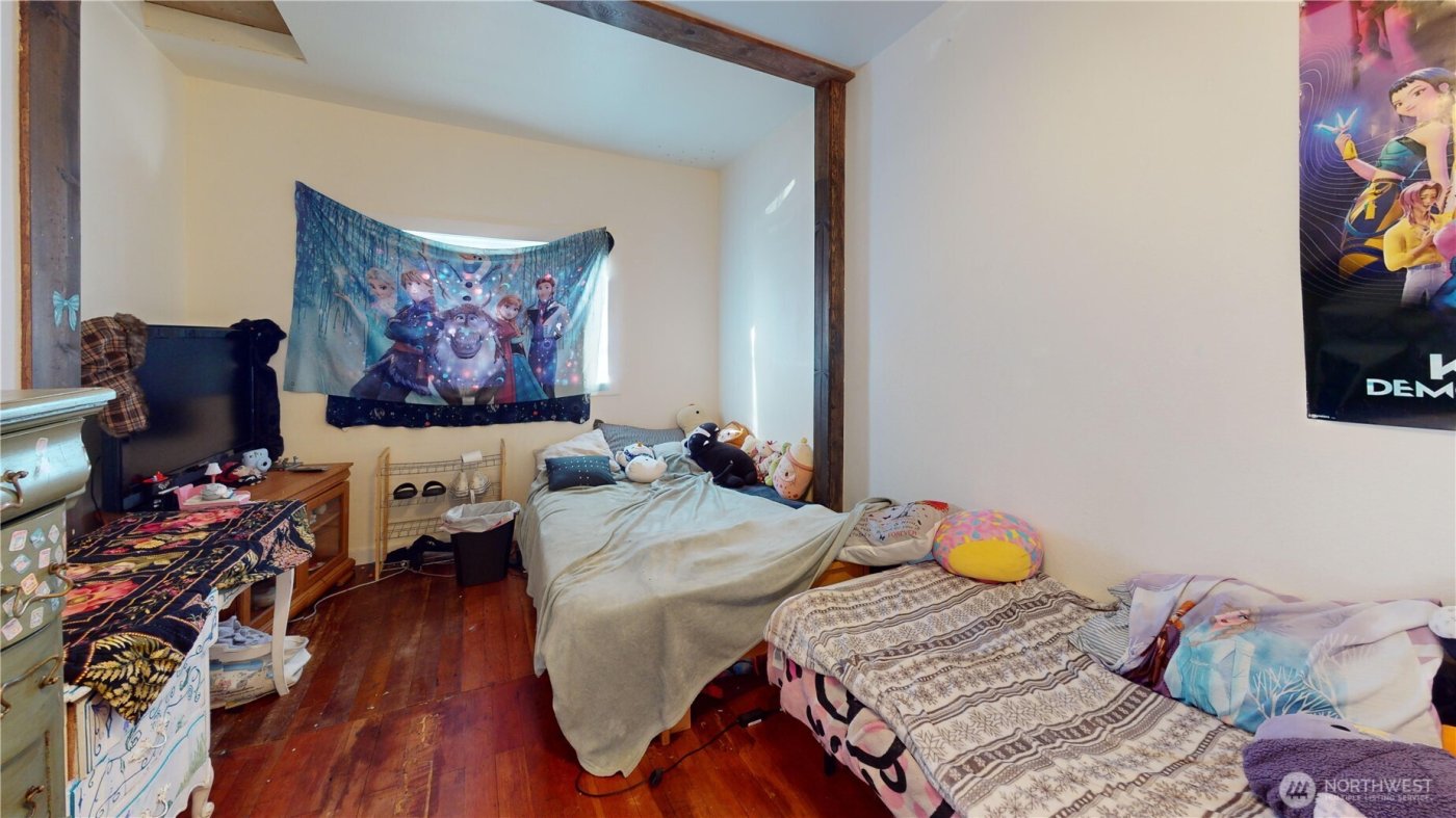 2124 Woburn Street , Bellingham, WA 98229