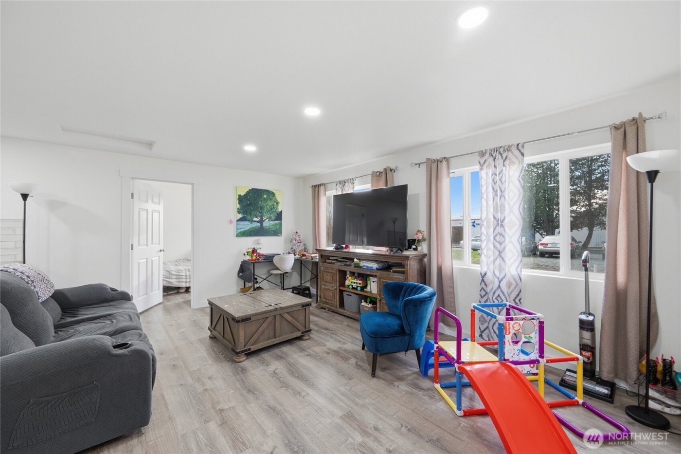 2124 Woburn Street , Bellingham, WA 98229