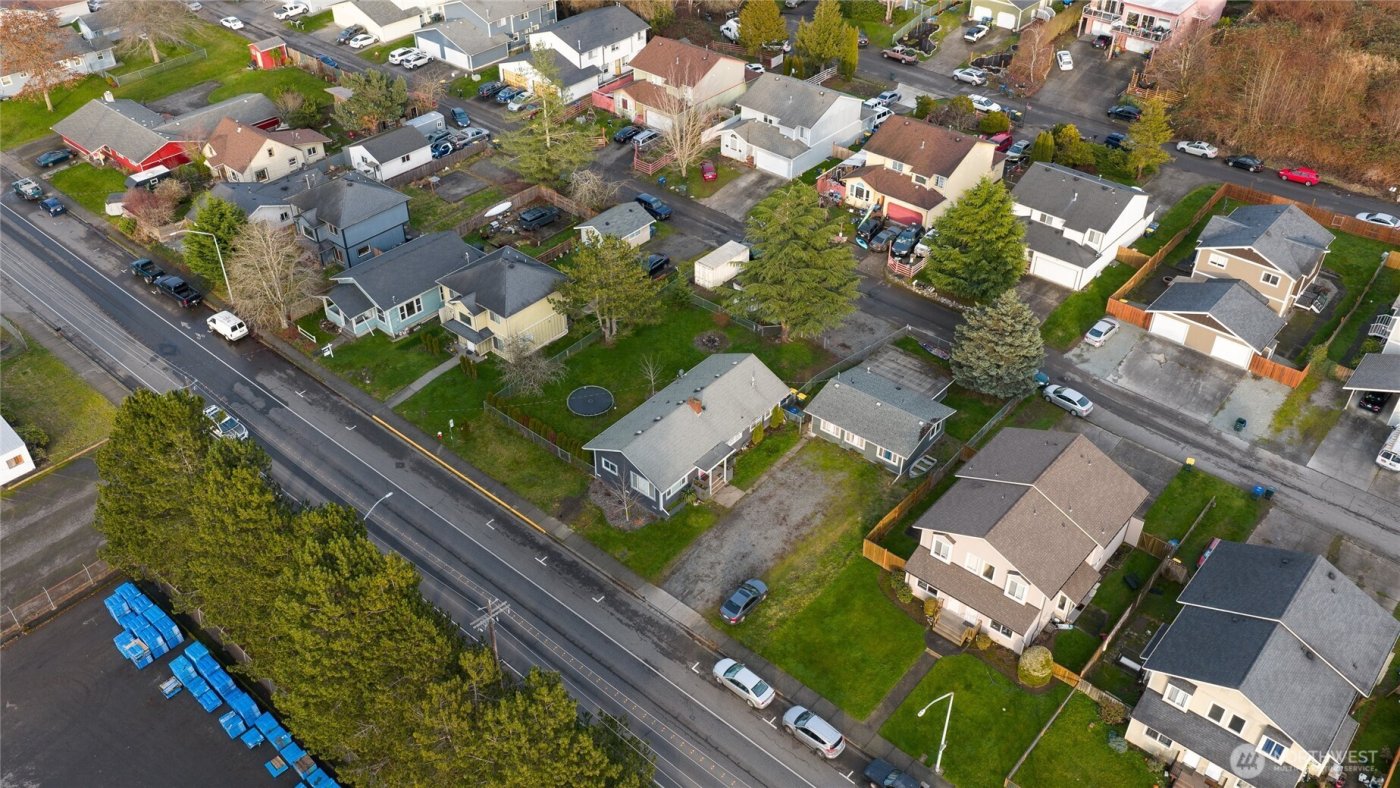 2124 Woburn Street , Bellingham, WA 98229