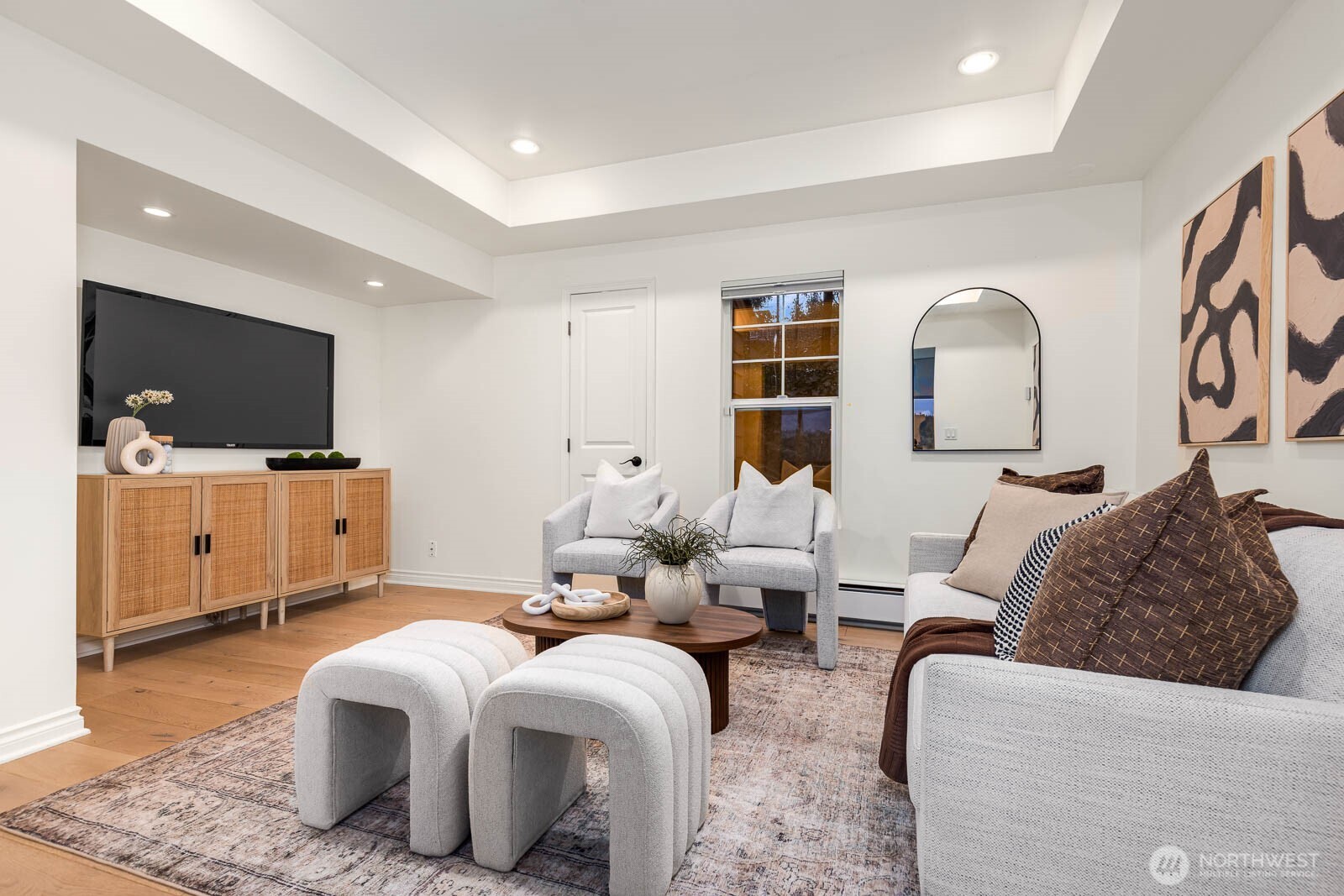 11753 Lakeside Ave NE , Seattle, WA 98125