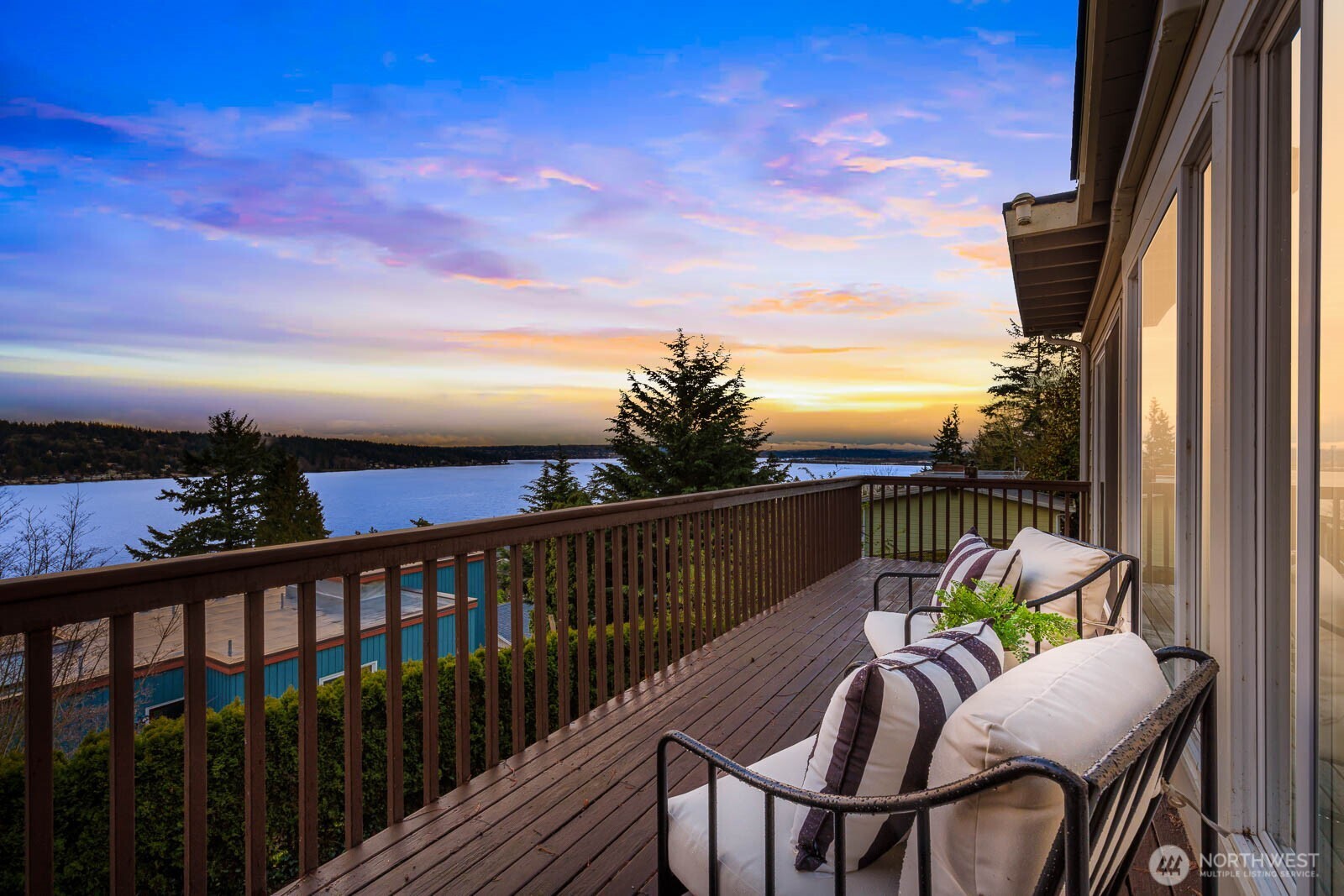 11753 Lakeside Ave NE , Seattle, WA 98125