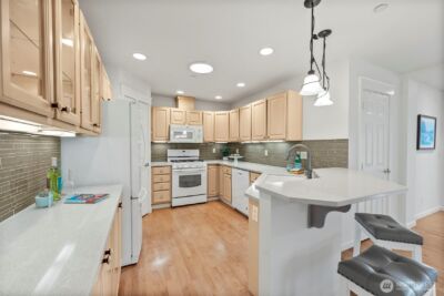 321 E Soderberg Road #C9, Allyn, WA 98524 - Photo 13