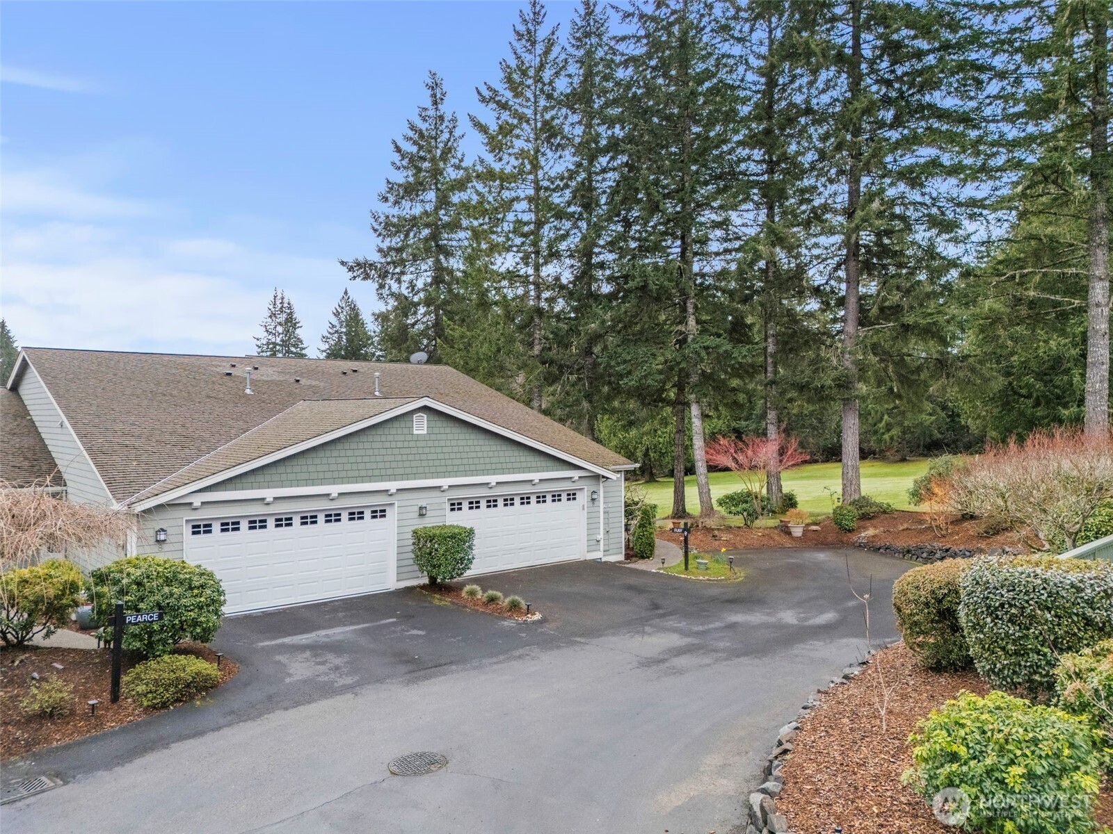 321 E Soderberg Road #C9, Allyn, WA 98524