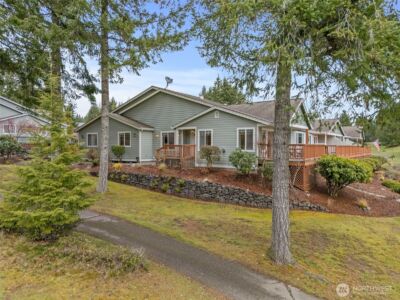 321 E Soderberg Road #C9, Allyn, WA 98524 - Photo 3