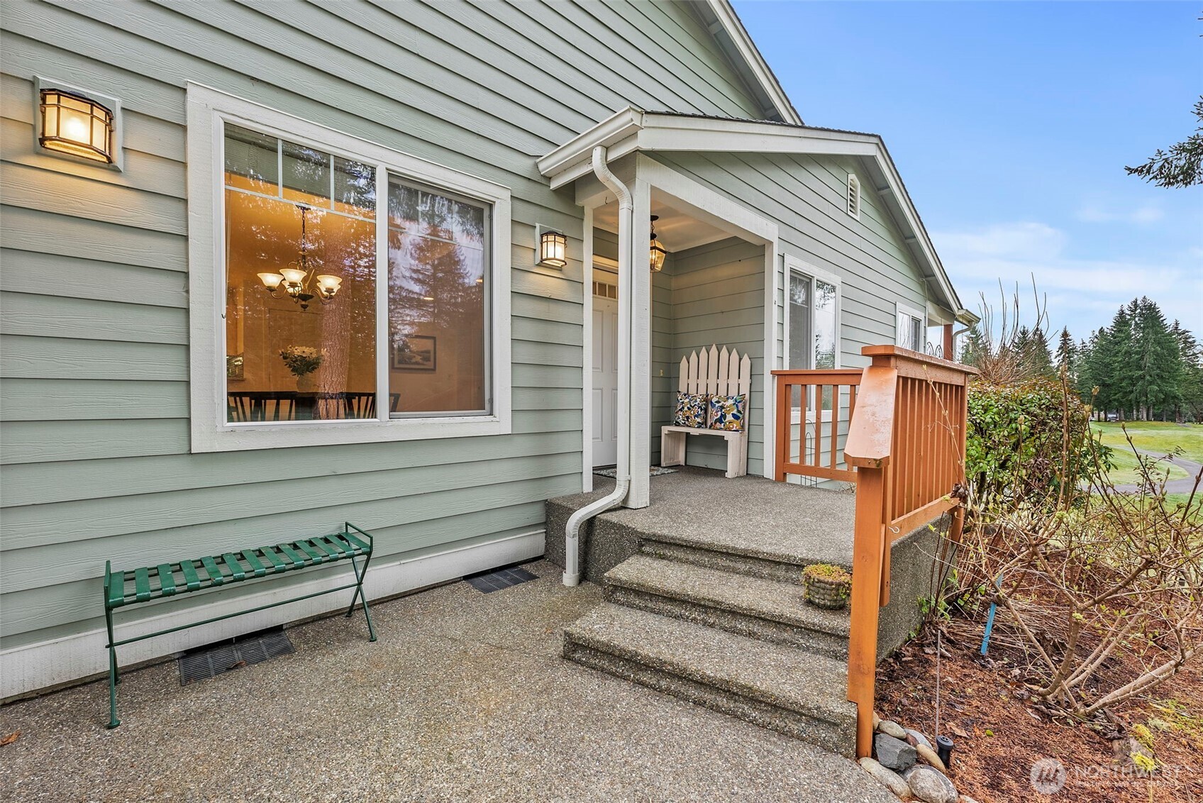 321 E Soderberg Road #C9, Allyn, WA 98524